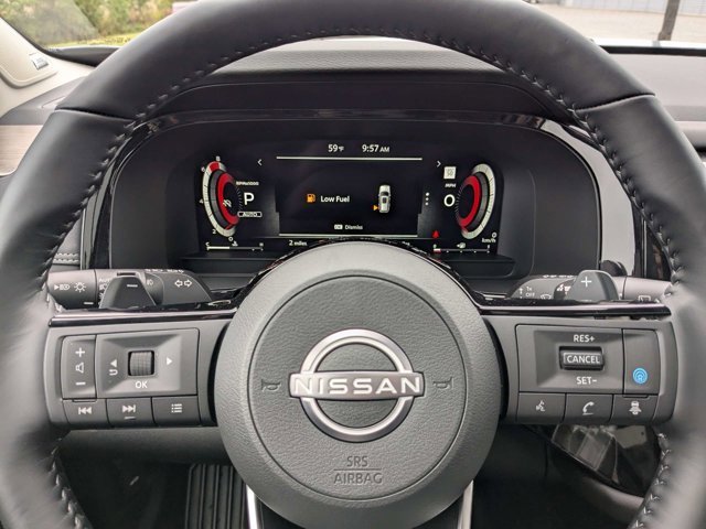 New 2025 Nissan Pathfinder Platinum w/ Black Appearance Package image 30