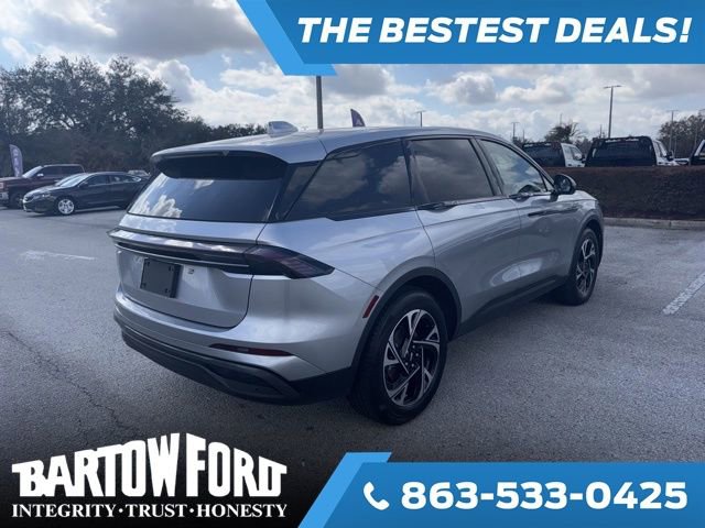 Used 2025 Lincoln Nautilus Premier w/ Jet Appearance Package image 5