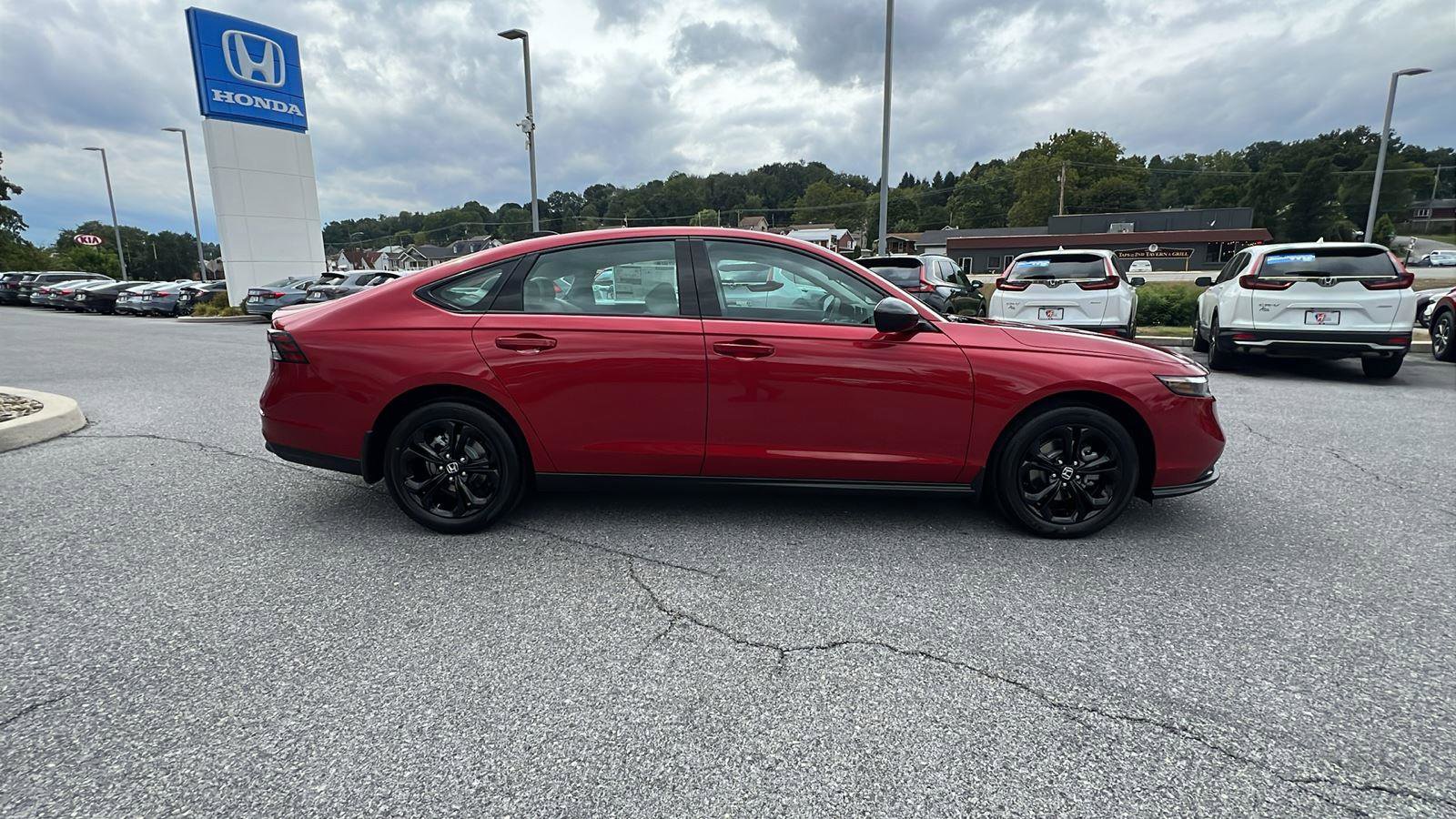 New 2025 Honda Accord SE image 3