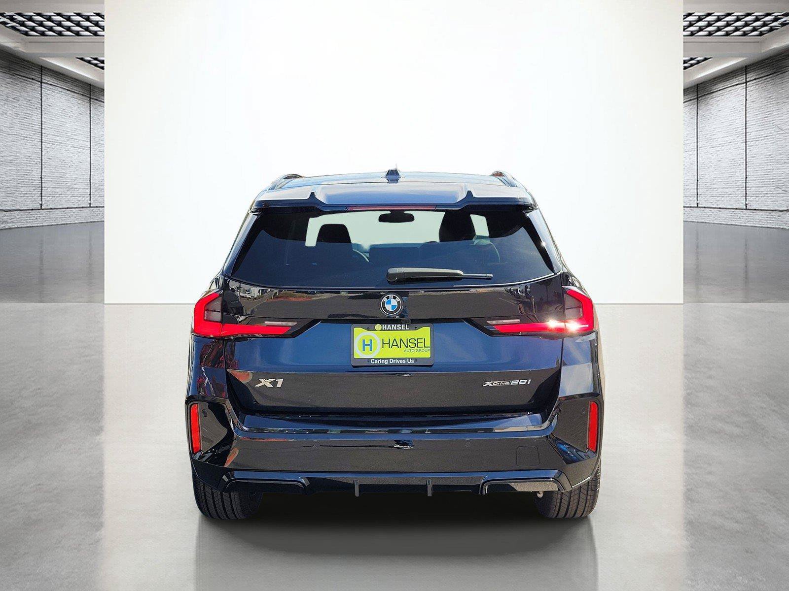 New 2027 BMW X1 xDrive28i w/ Technology Package AWD/4WD image 6