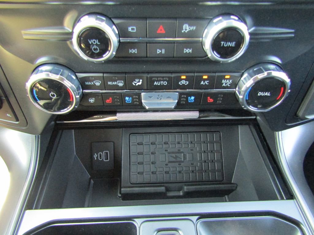 New 2025 Ford F150 Lariat w/ Equipment Group 501A Mid image 28