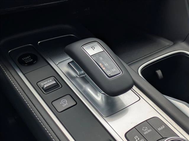 Used 2026 INFINITI QX60 Luxe w/ Cargo Package FWD image 12
