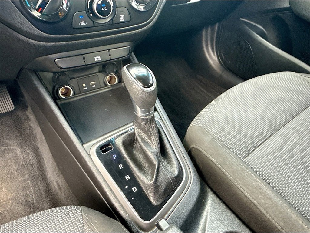 Used 2018 Hyundai Accent SE image 17