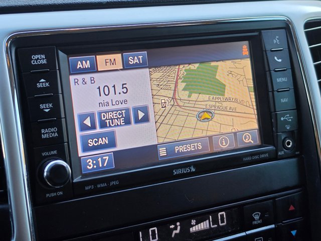 Used 2012 Jeep Grand Cherokee SRT8 w/ Luxury Group II AWD/4WD image 29