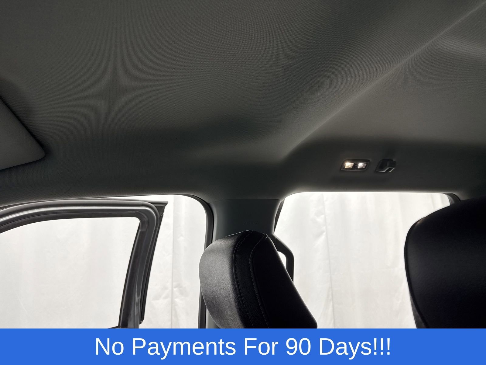 Used 2023 Ford F350 Lariat w/ Chrome Package image 31