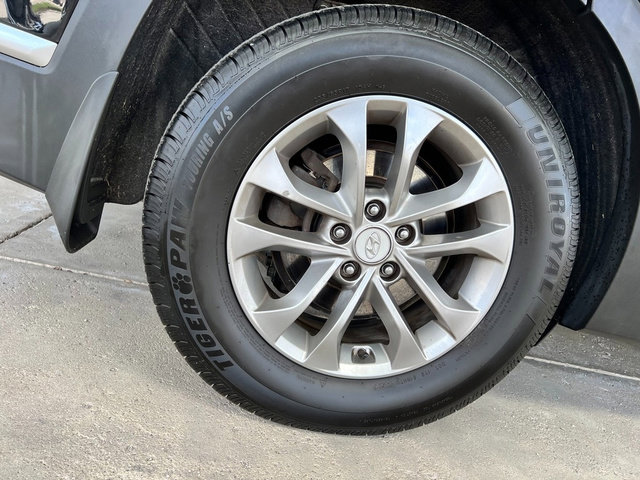 Used 2020 Hyundai Santa Fe SEL image 14