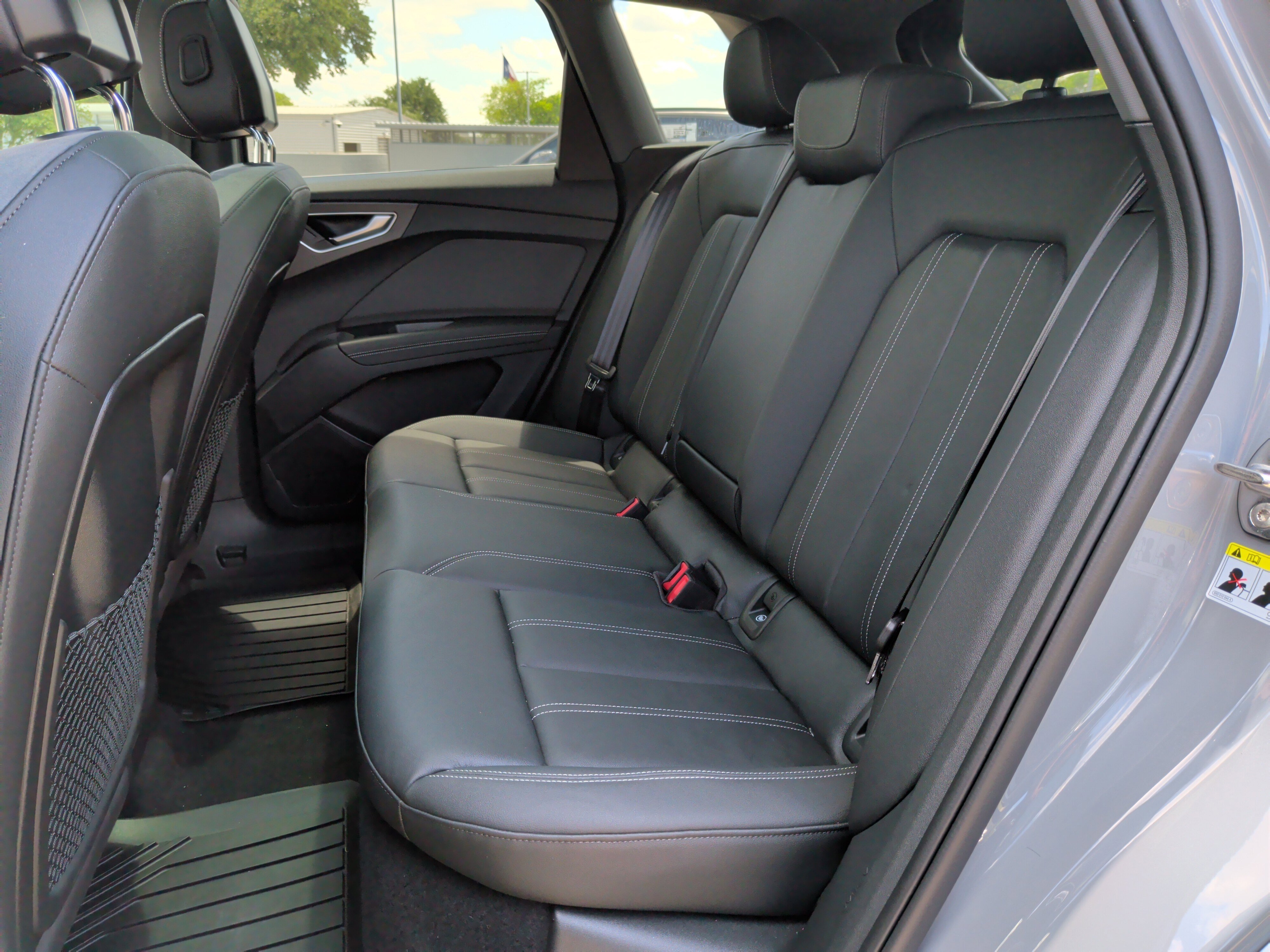 Certified 2023 Audi Q4 e-tron Premium Plus w/ Premium Plus RWD image 28