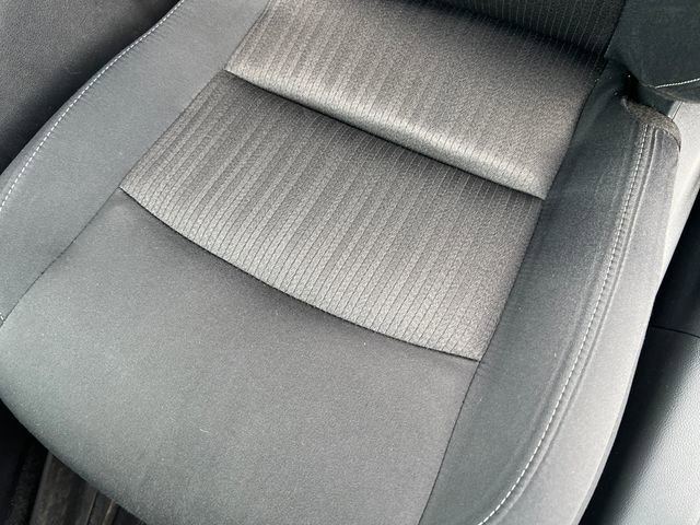 Used 2025 Nissan Altima 2.5 SV FWD image 10