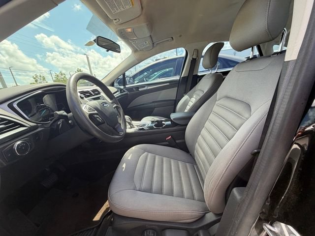 Used 2015 Ford Fusion S FWD image 10
