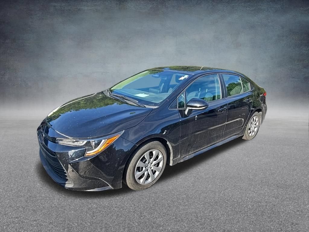 Used 2023 Toyota Corolla LE w/ Carpet Mat Package (TMS) FWD image 3
