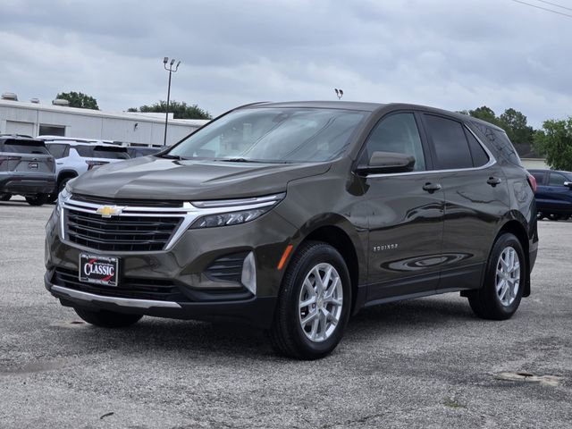 Used 2024 Chevrolet Equinox LT AWD/4WD image 3