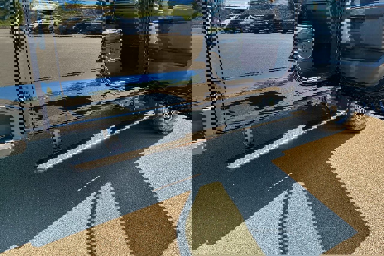 Used 2024 Ford F250 Platinum image 12