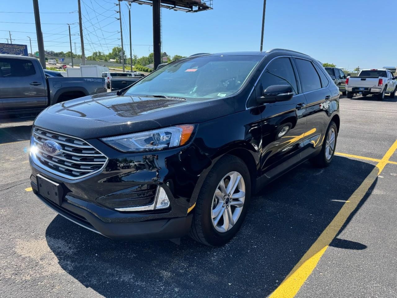 Used 2020 Ford Edge SEL w/ Convenience Package AWD/4WD image 6