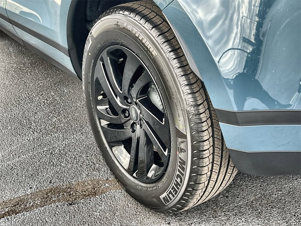 New 2026 Land Rover Range Rover Evoque S image 11