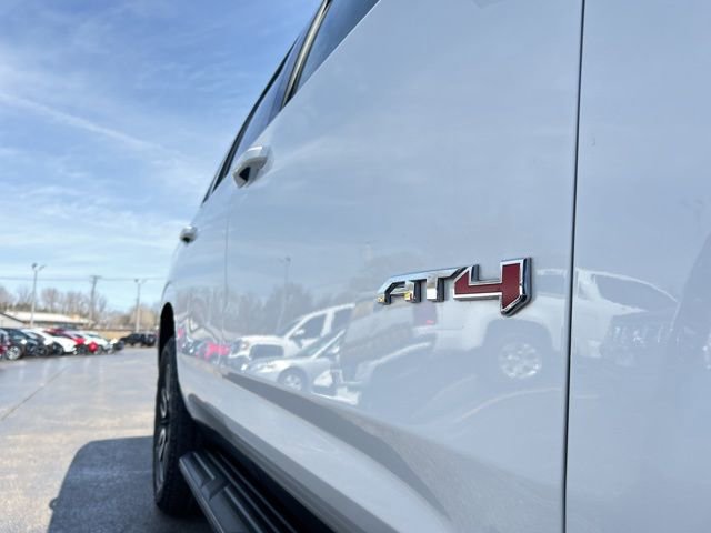 Used 2023 GMC Yukon AT4 w/ Technology Package AWD/4WD image 21