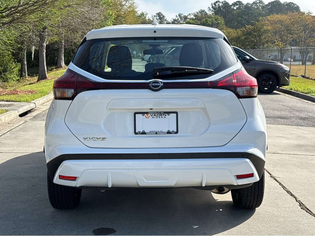 Certified 2024 Nissan Kicks S image 20