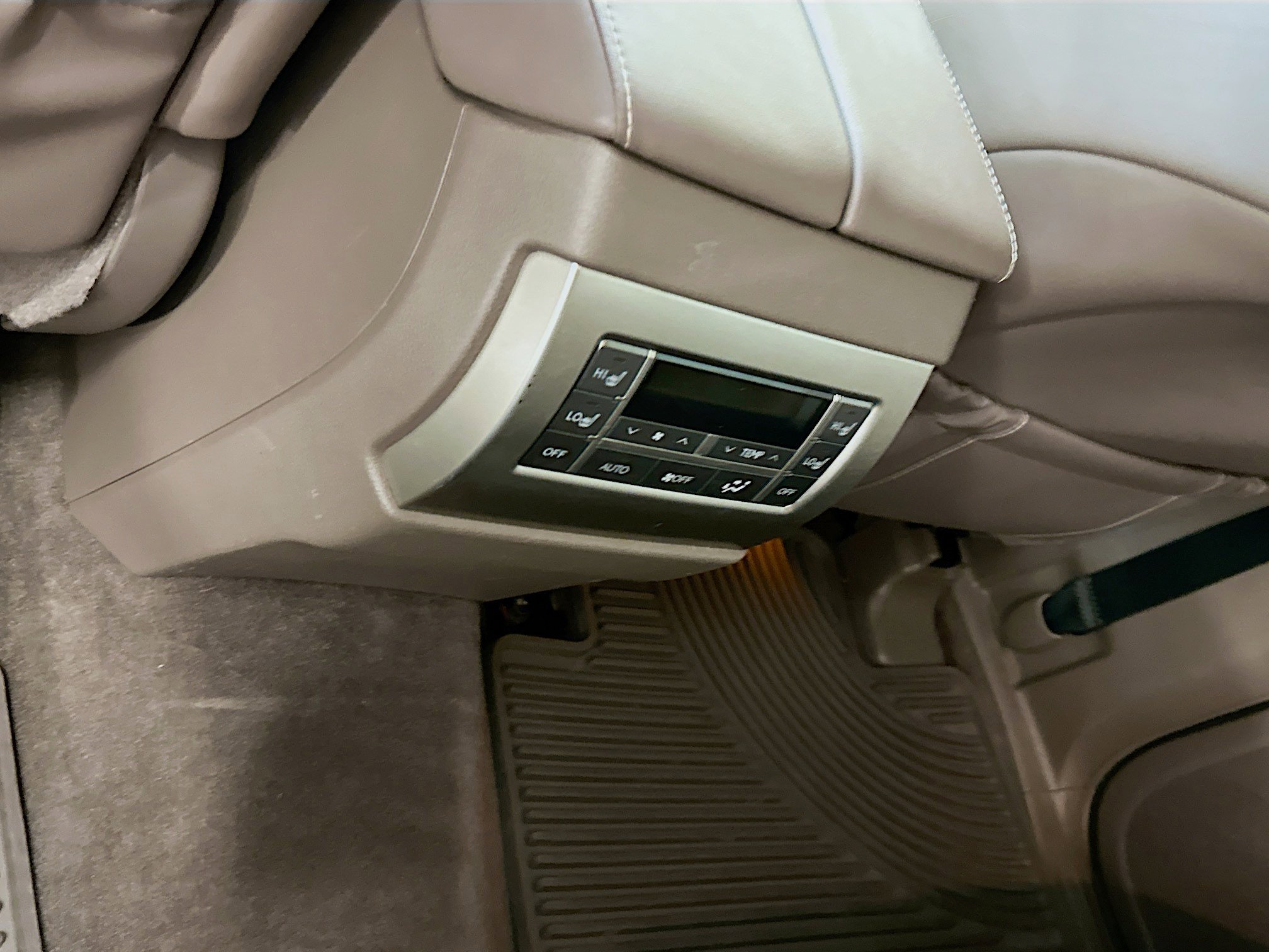 Used 2010 Lexus GX 460 image 29