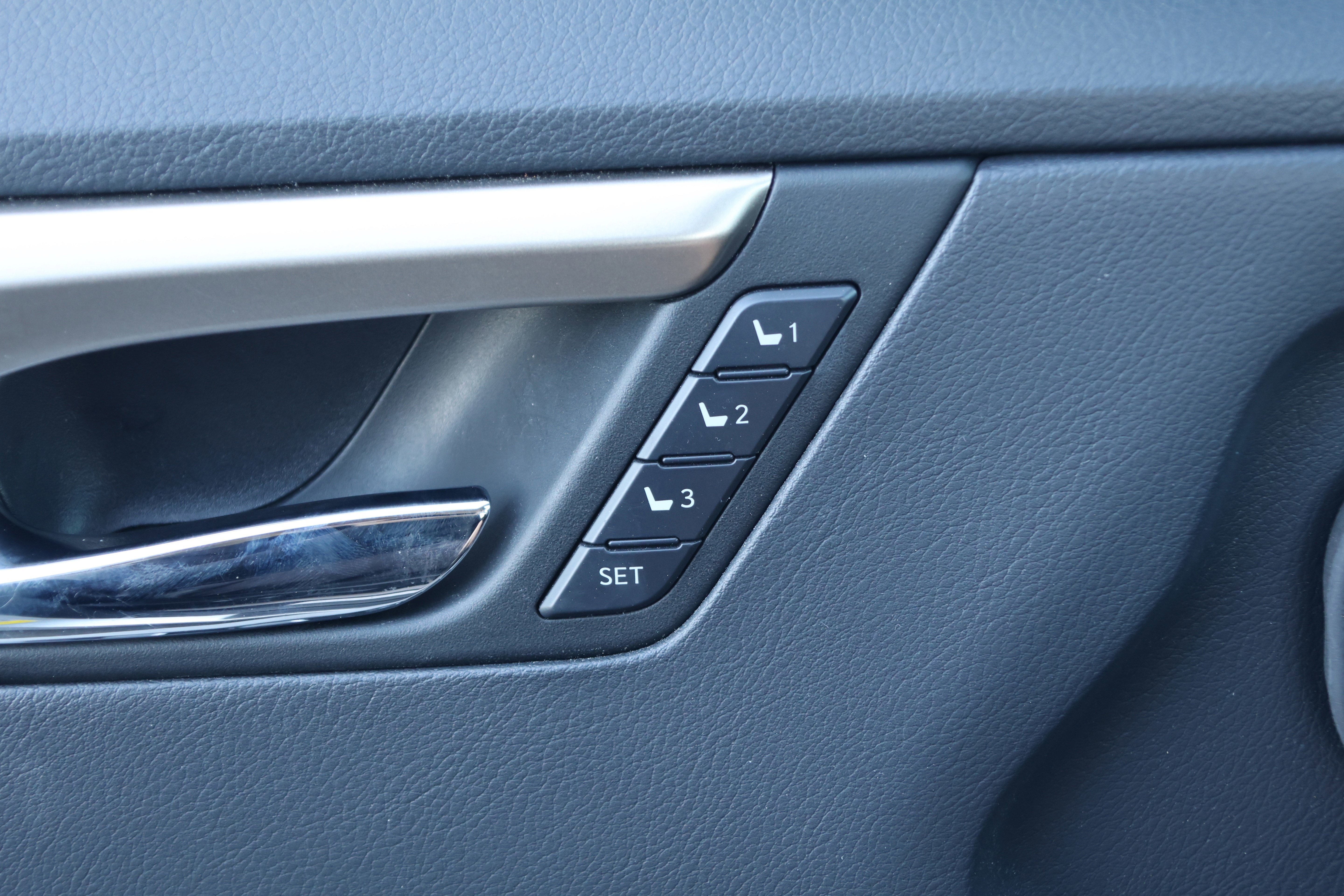 Used 2019 Lexus RX 350 FWD w/ Navigation Package image 13