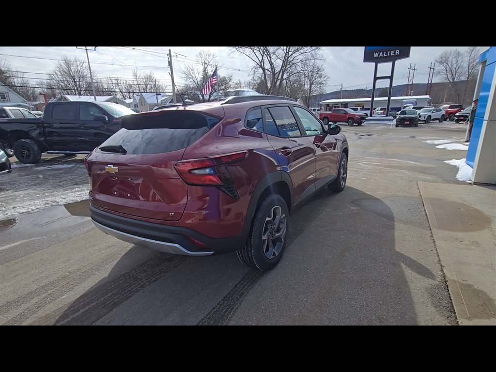 New 2025 Chevrolet Trax LT w/ LT Convenience Package image 8