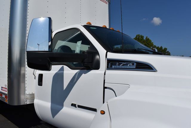 New 2025 Ford F750 2WD Regular Cab Super Duty image 24