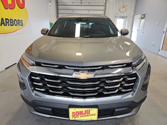 New 2026 Chevrolet Equinox LT w/ Convenience Package II image 2