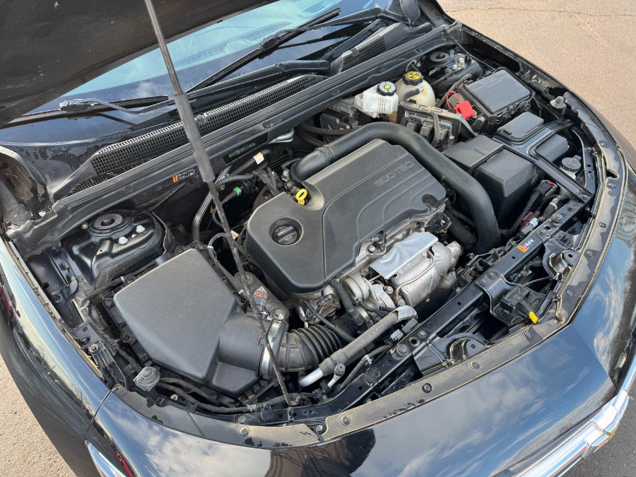 Used 2023 Chevrolet Malibu LT image 24