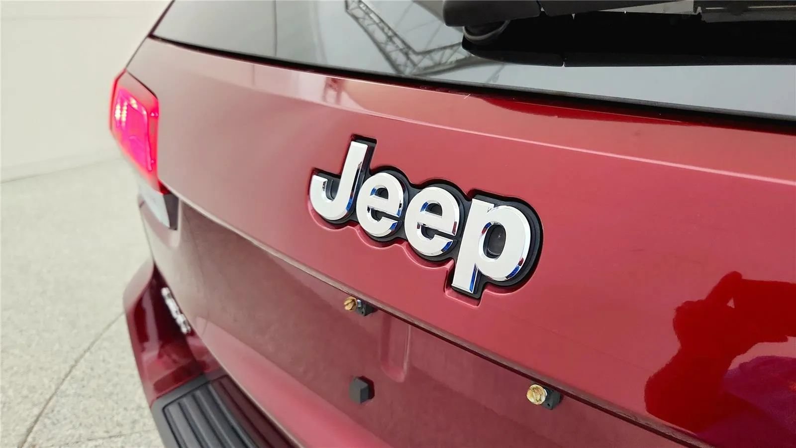 Used 2020 Jeep Grand Cherokee Laredo w/ Quick Order Package 2BN North AWD/4WD image 16