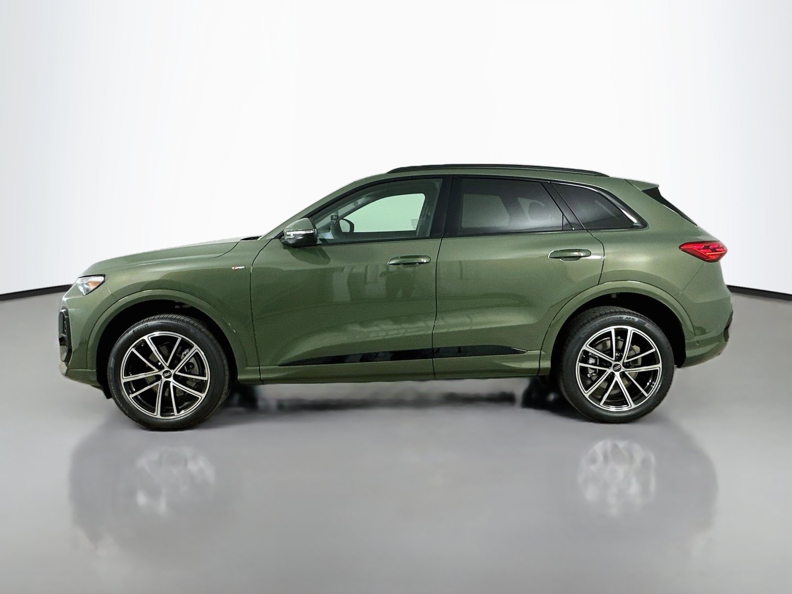 New 2026 Audi Q5 Premium Plus AWD/4WD image 8