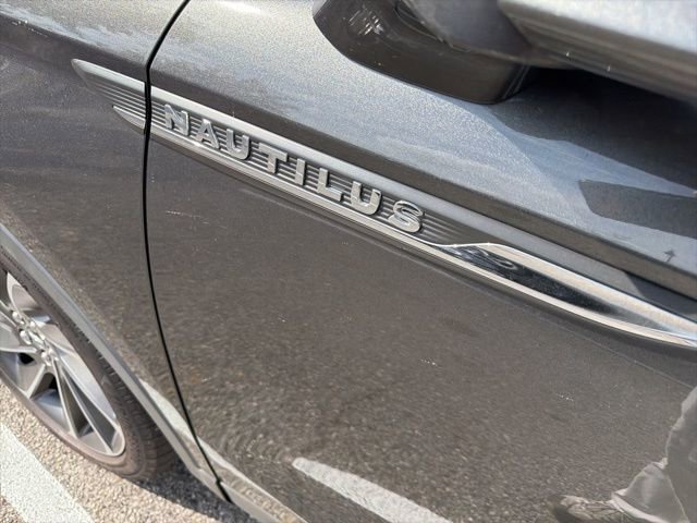 Used 2019 Lincoln Nautilus Reserve w/ Ultimate Package image 27