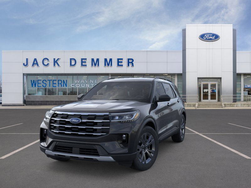 New 2026 Ford Explorer Active w/ Active Comfort Package image 2