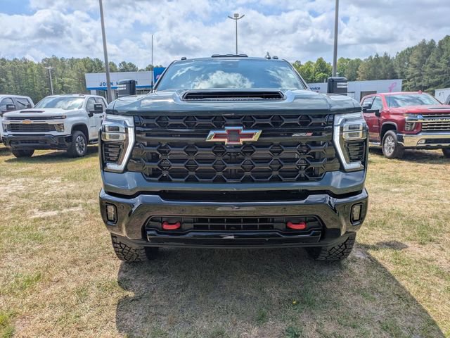 New 2026 Chevrolet Silverado 2500 ZR2 AWD/4WD image 6