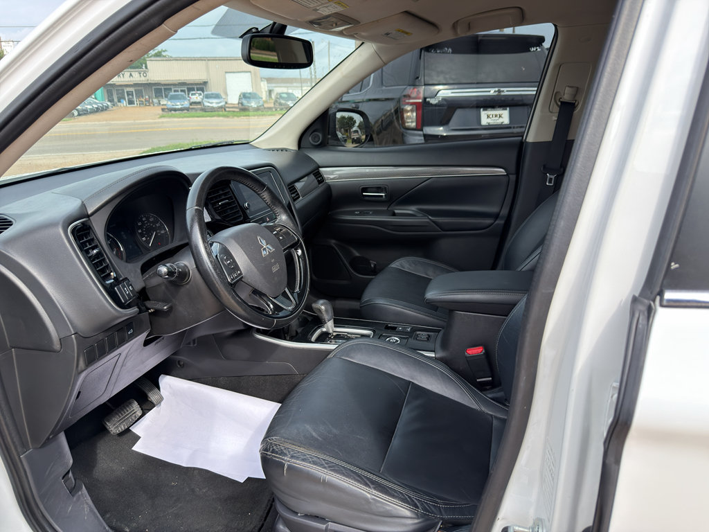 Used 2019 Mitsubishi Outlander ES AWD/4WD image 26