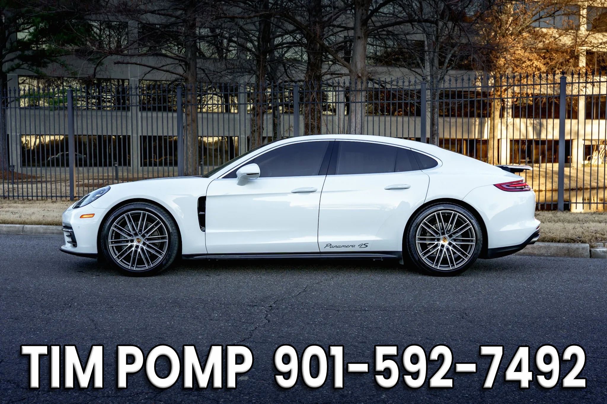 Used 2018 Porsche Panamera 4S image 8