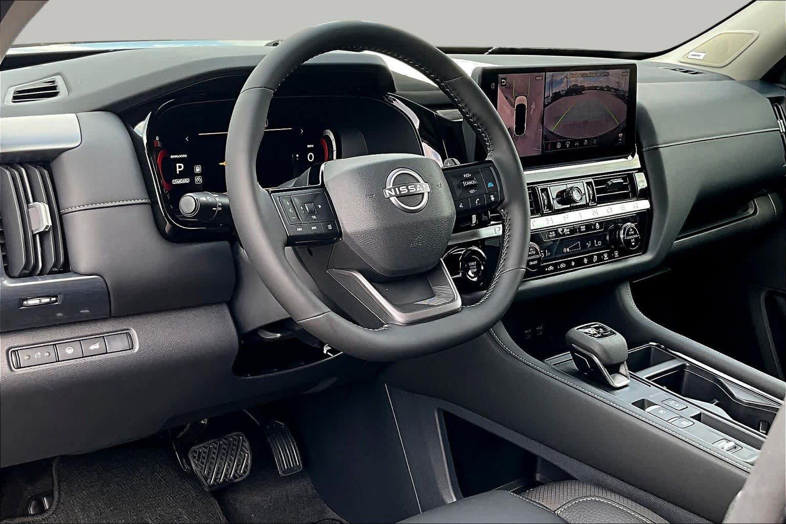 New 2026 Nissan Pathfinder SL FWD image 8