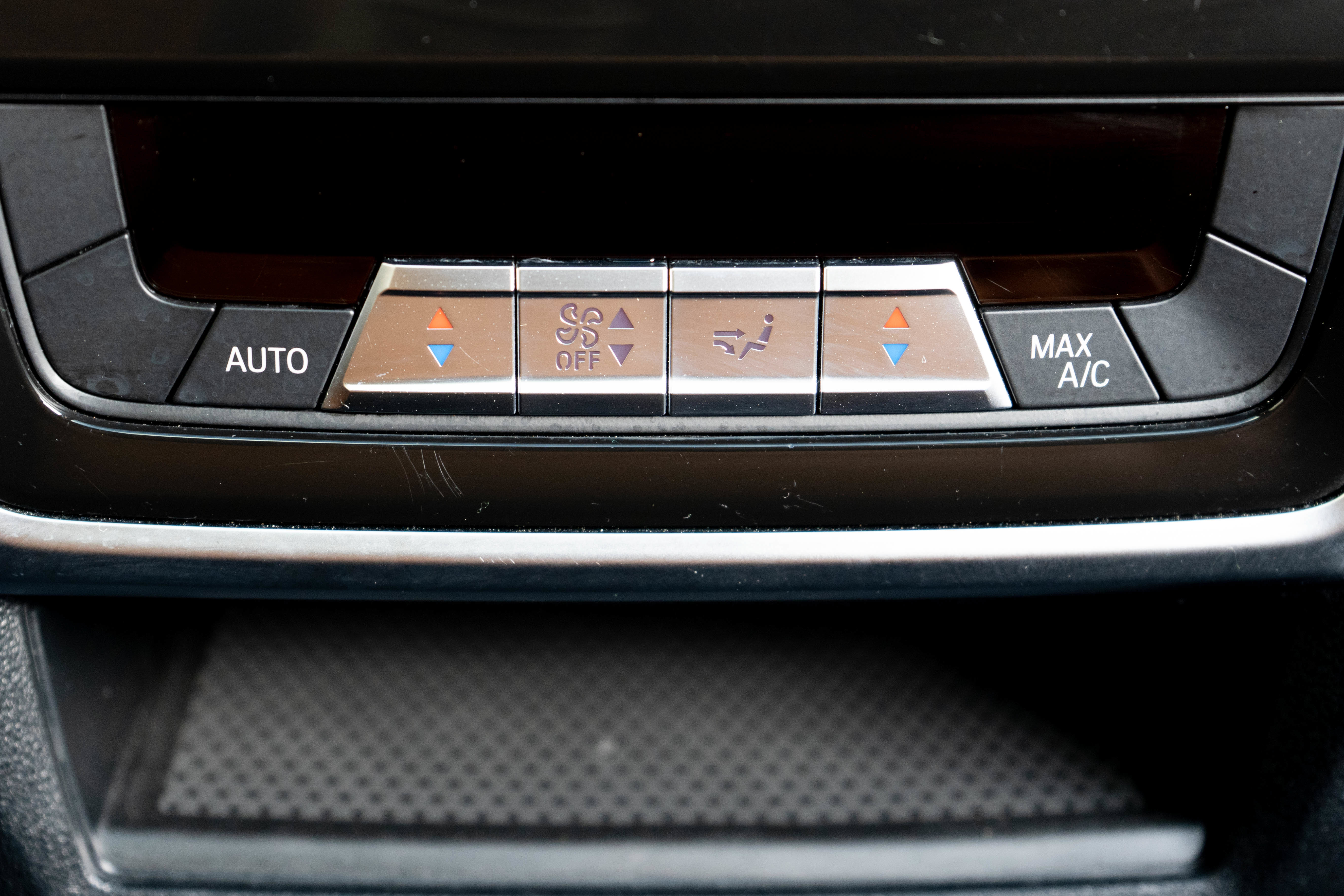 Used 2023 BMW X7 M60i AWD/4WD image 50