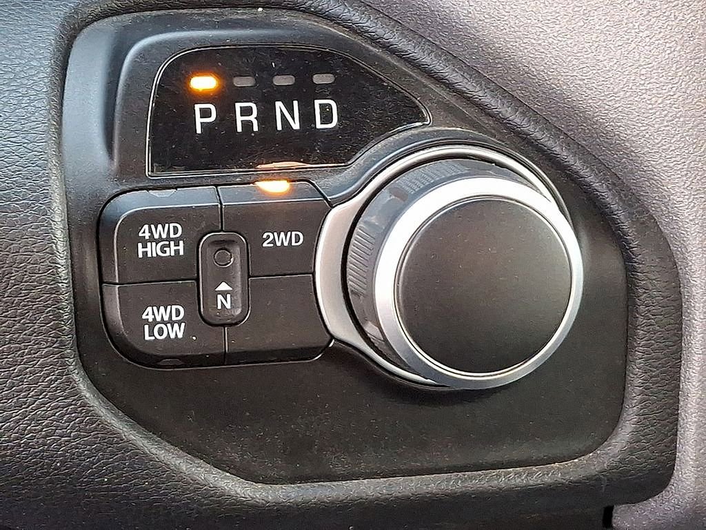 Used 2022 RAM 2500 Tradesman w/ Chrome Appearance Group AWD/4WD image 14