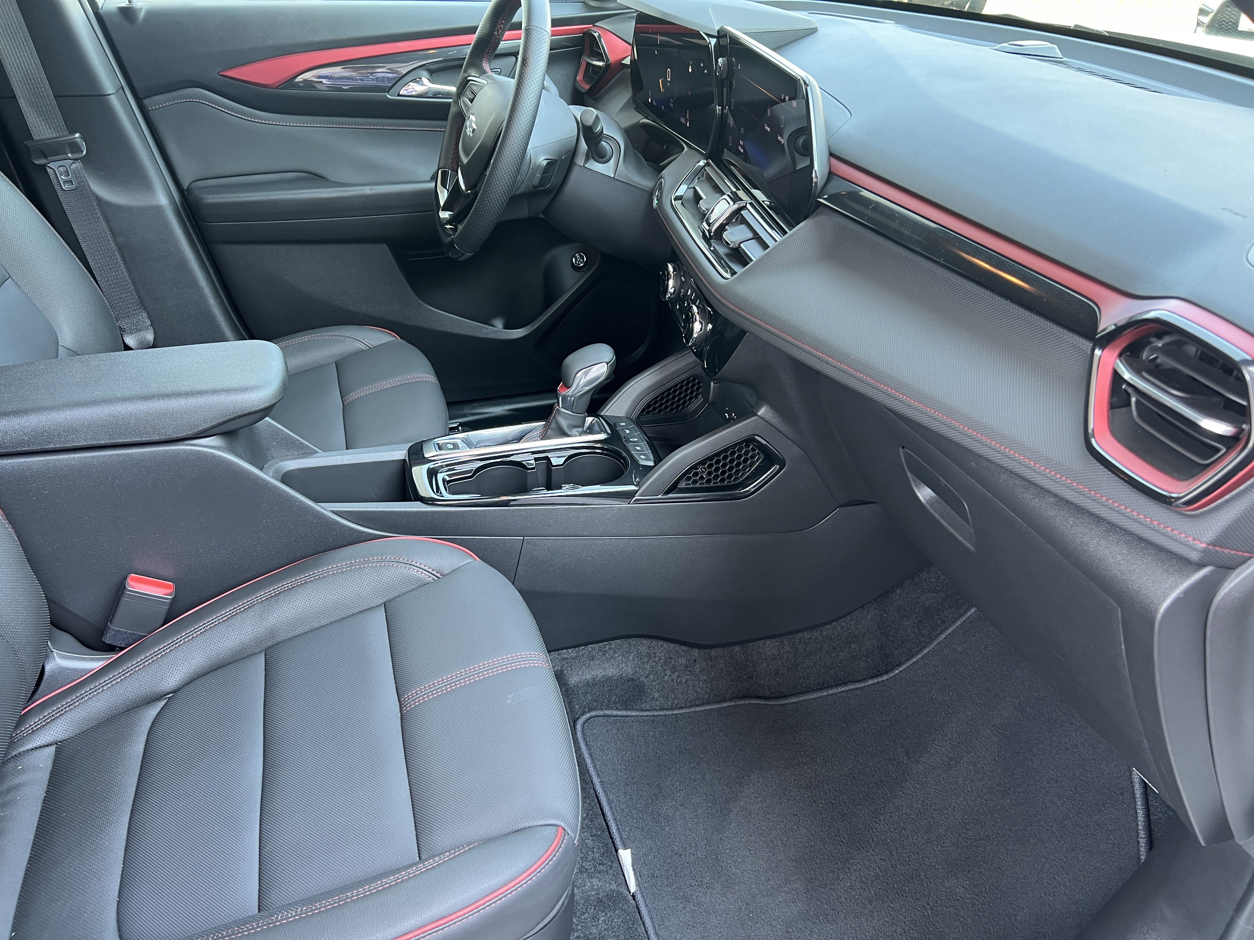 Used 2026 Chevrolet TrailBlazer RS w/ Convenience Package image 24