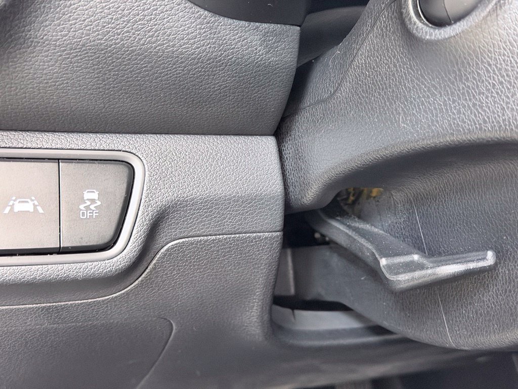 Used 2019 Kia Forte LXS FWD image 37