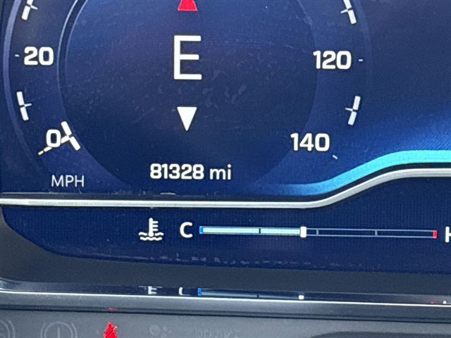 Used 2022 Chevrolet Tahoe LT w/ Luxury Package image 12