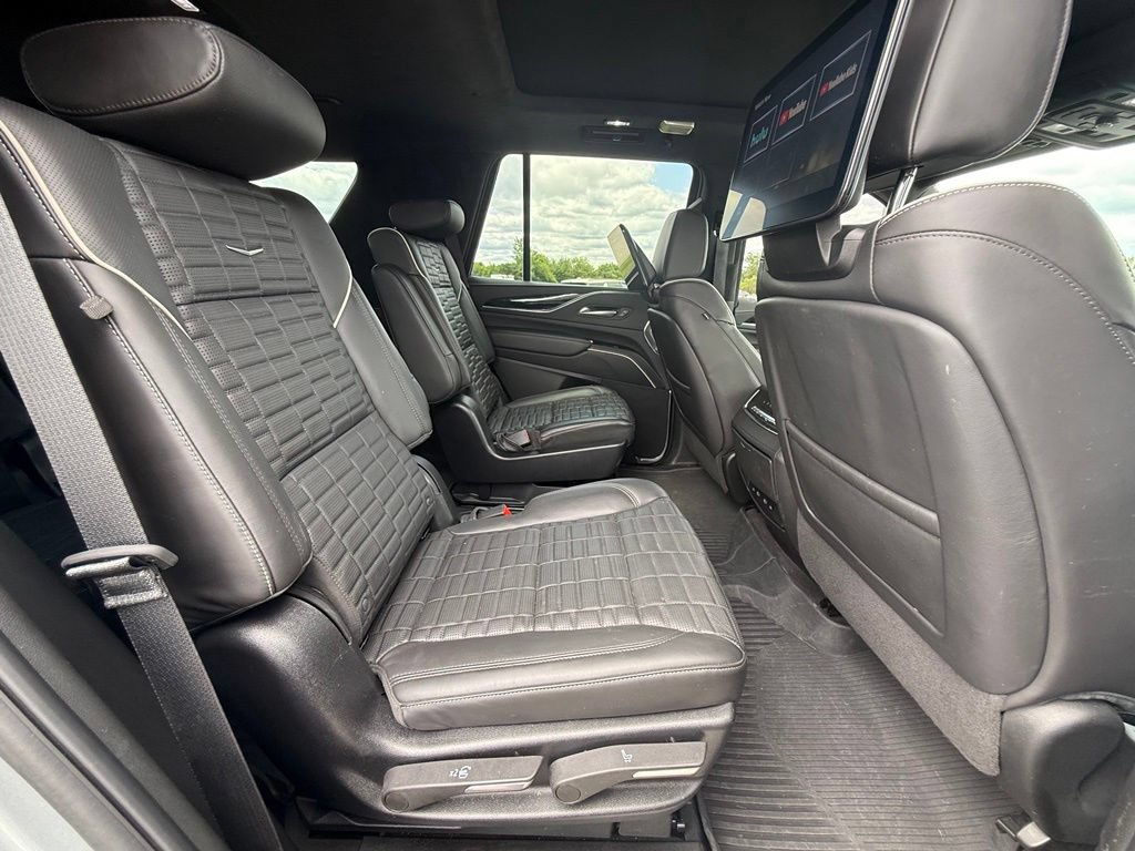 Certified 2024 Cadillac Escalade V w/ Heavy-Duty Trailer Package AWD/4WD image 34