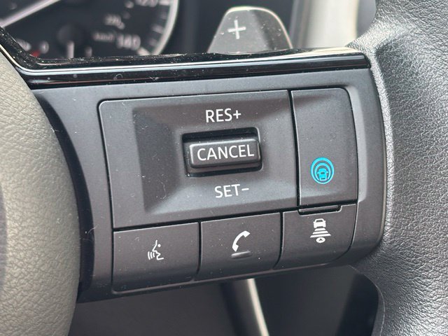 Used 2023 Nissan Rogue SV AWD/4WD image 14