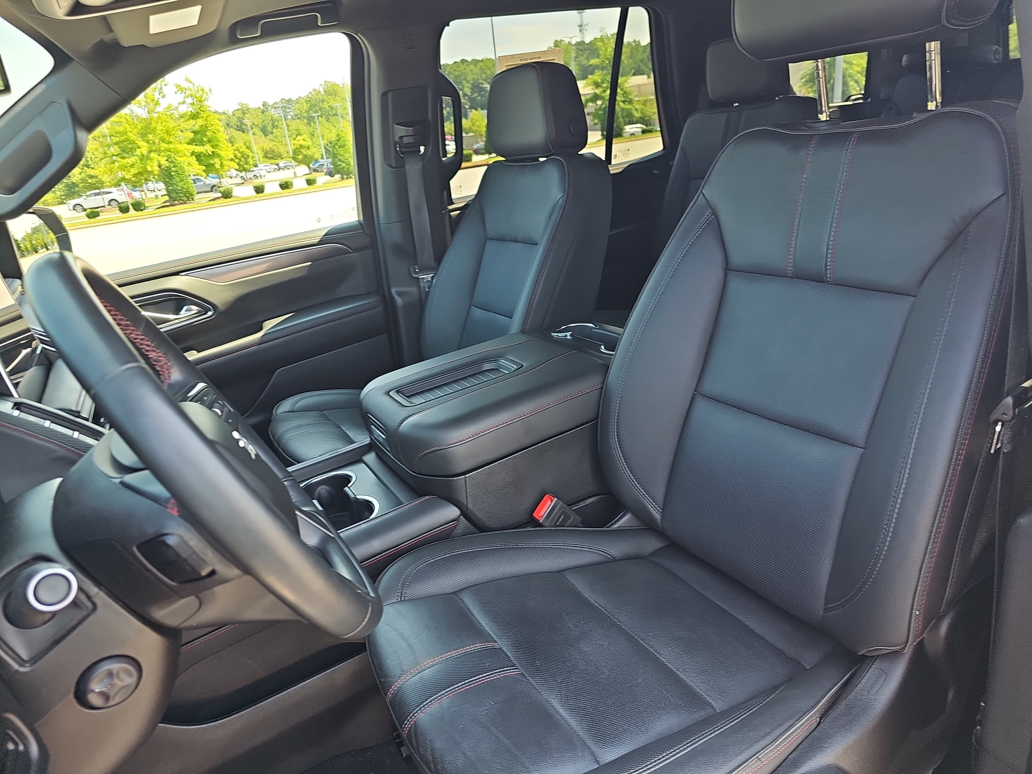 Used 2024 Chevrolet Tahoe RST w/ Luxury Package AWD/4WD image 14
