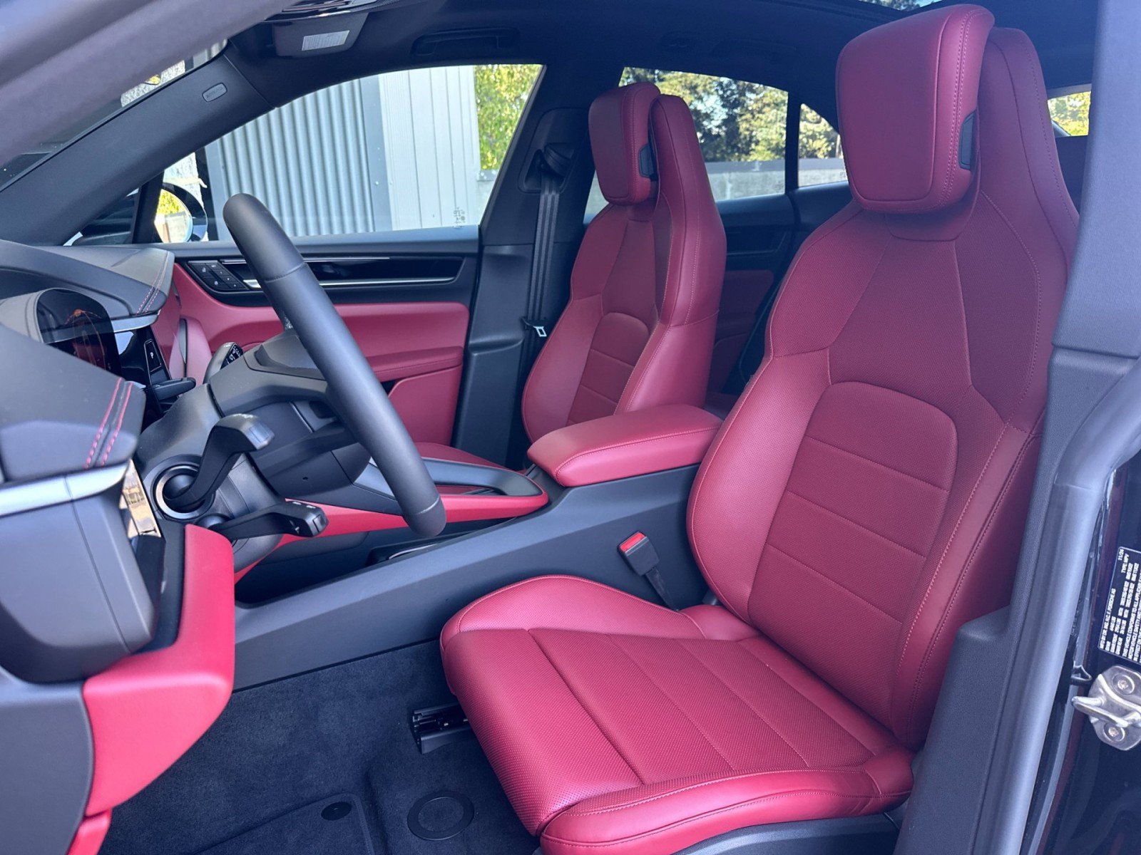 New 2025 Porsche Macan 4S Electric image 5