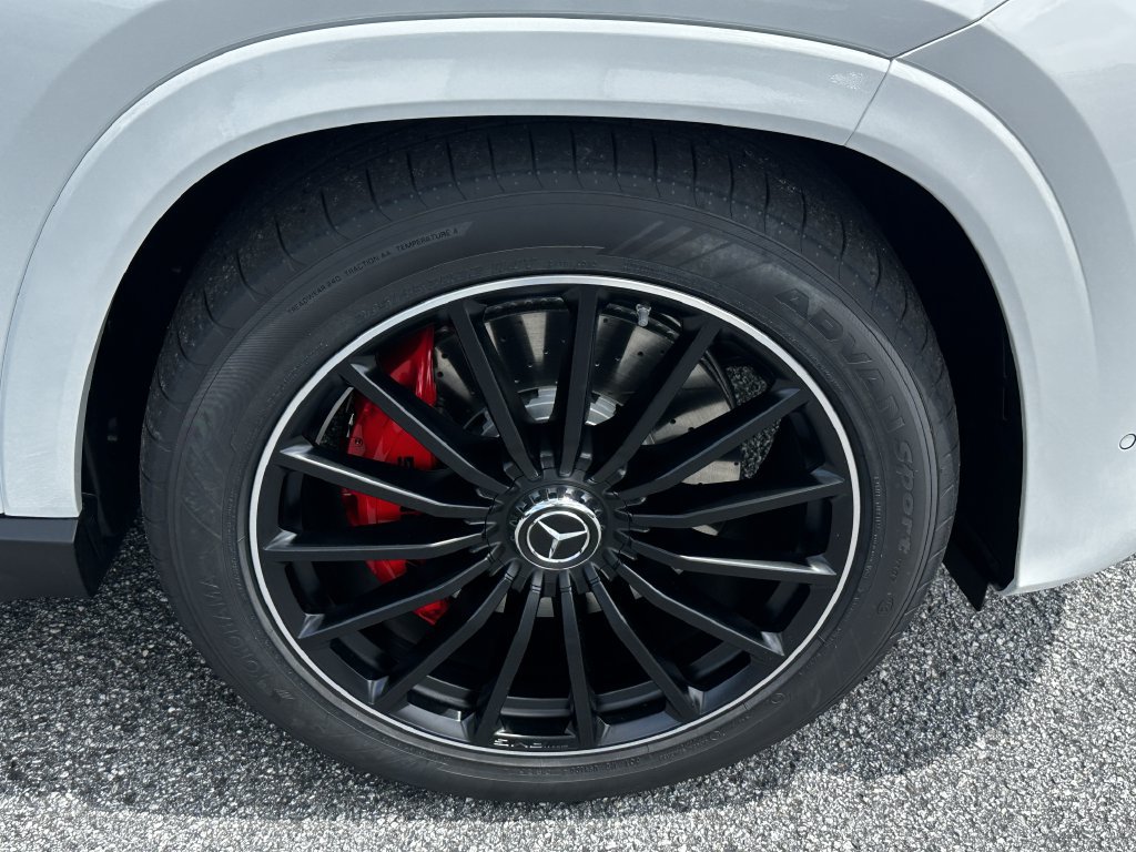 New 2026 Mercedes-Benz GLS 63 AMG 4MATIC image 14