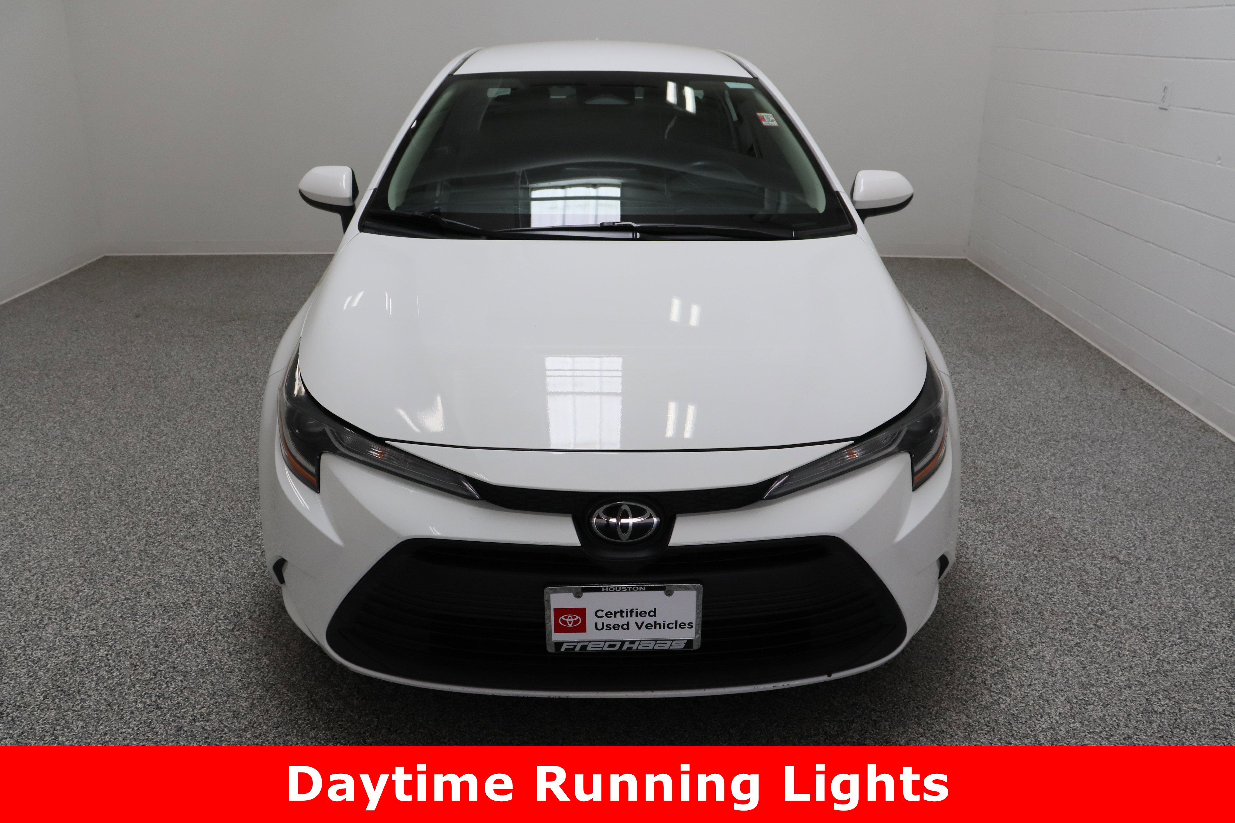 Certified 2023 Toyota Corolla LE FWD image 3