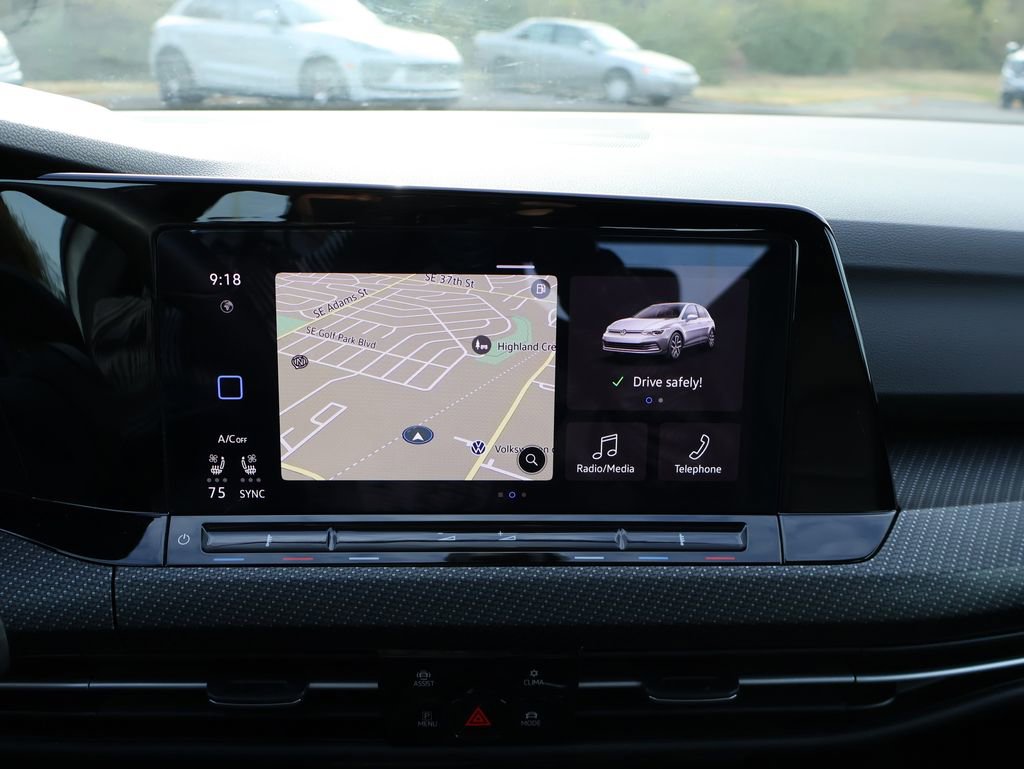 Certified 2024 Volkswagen Golf R image 25