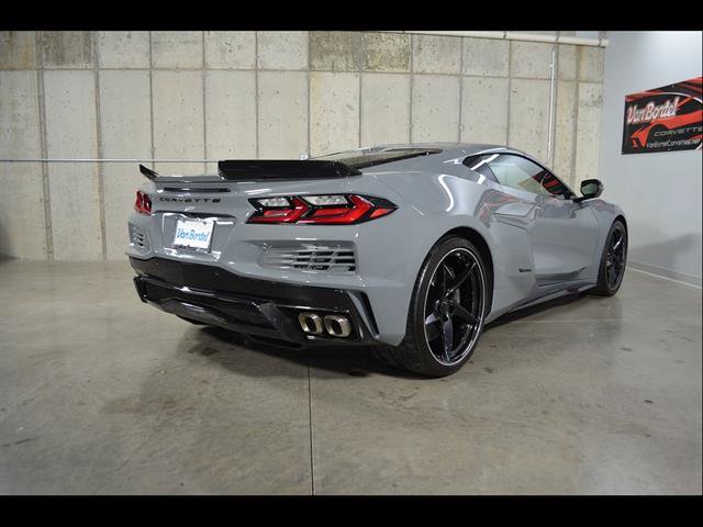 Used 2025 Chevrolet Corvette E-Ray w/ ZER Performance Package AWD/4WD image 8