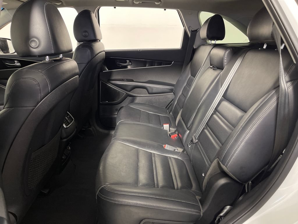 Used 2019 Kia Sorento SX FWD image 13