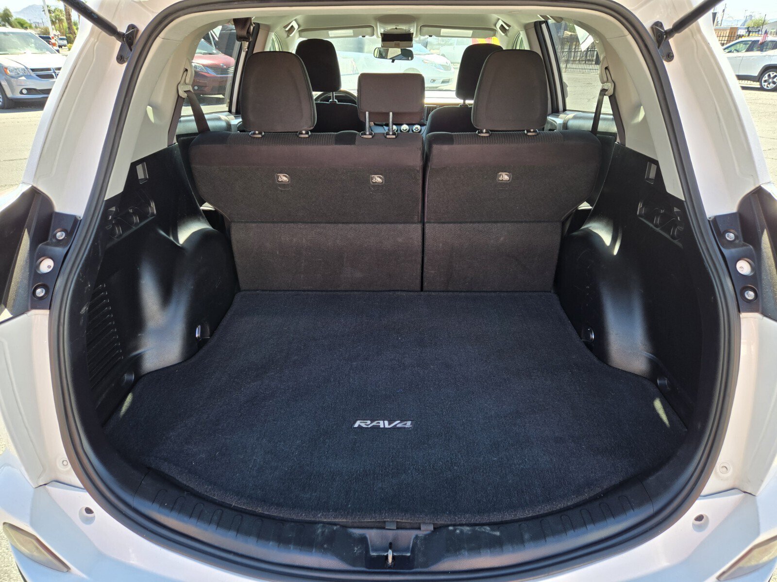 Used 2017 Toyota RAV4 LE w/ Carpet Mat Package FWD image 10
