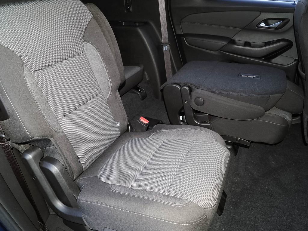 Certified 2023 Chevrolet Traverse LT image 19